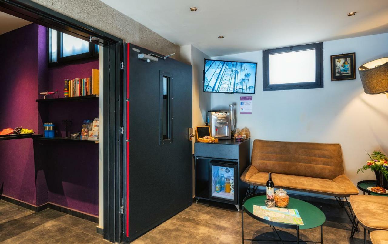 Kalvin Boutique Hotel By Levinsky Market Tel-Aviv エクステリア 写真
